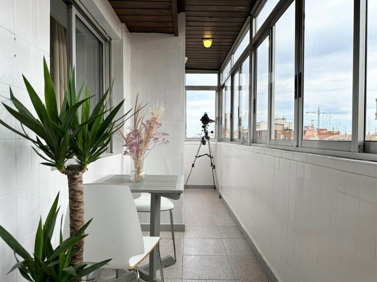 Your Sunny & Spacious Portview Valence